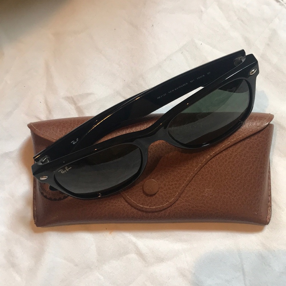 Ray-Ban New Wayfarer Black Sunglasses